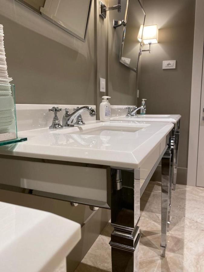 Europa Hotel Васто Экстерьер фото