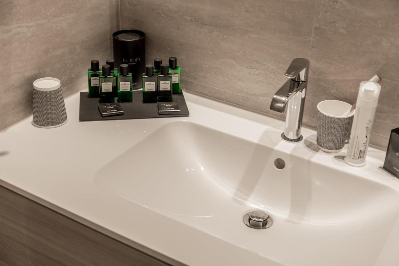 Europa Hotel Васто Экстерьер фото